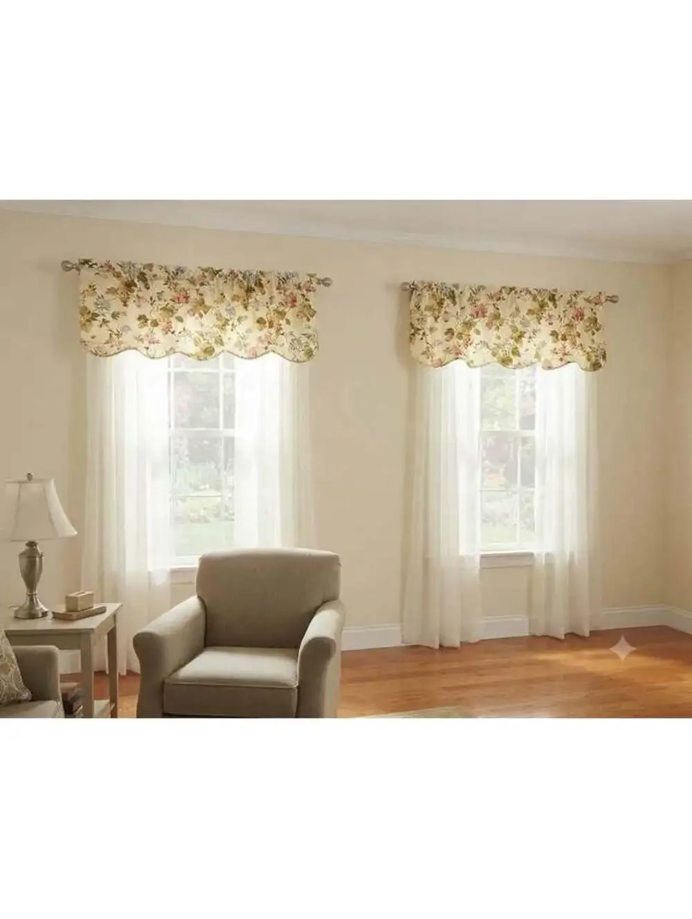 Waverly vintage Floral Scalloped Window Valance set of 2